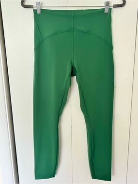 Lululemon Instill High-Rise Tight 25” Size 8 Like New